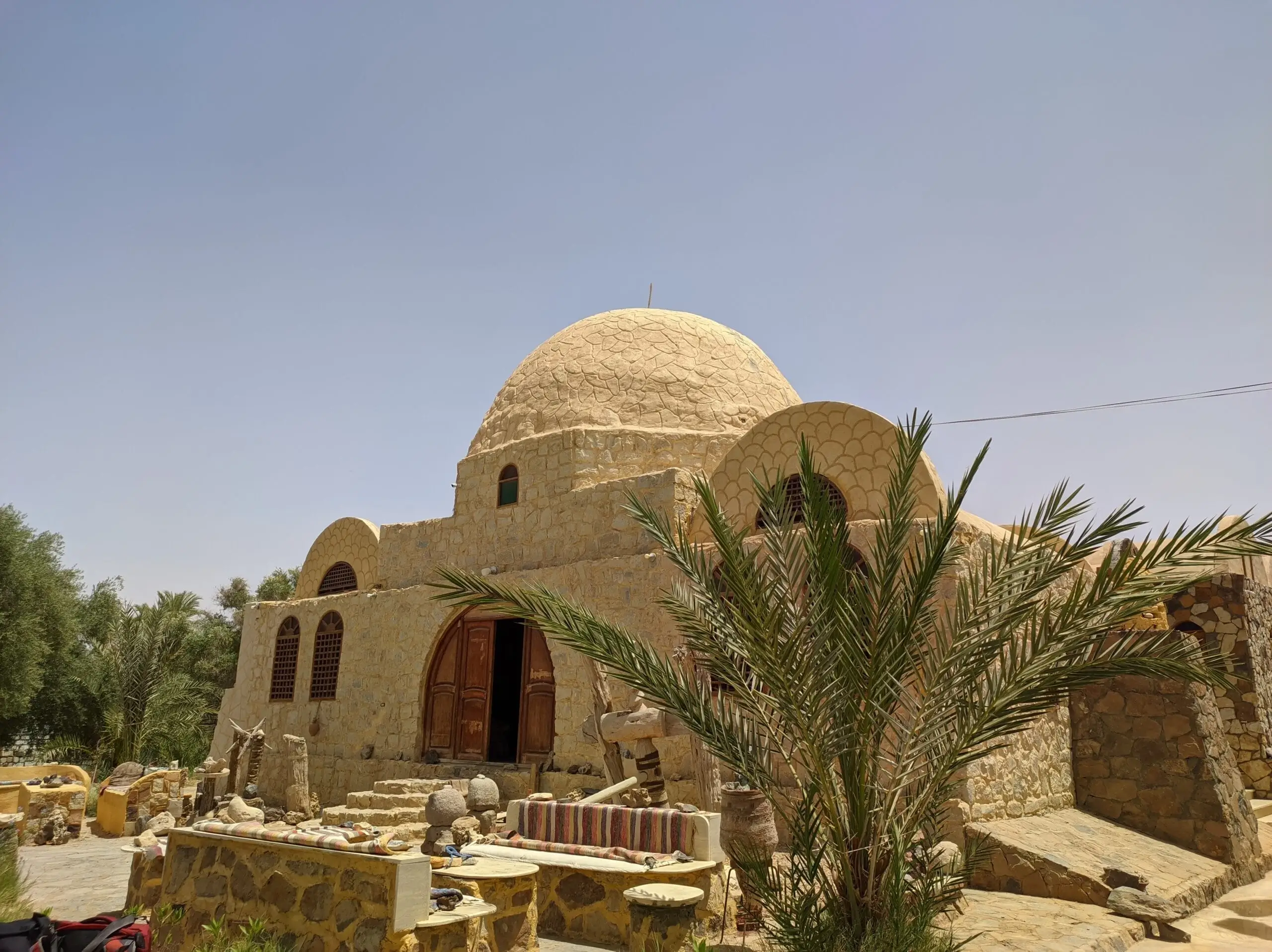 bahariya oasis white desert